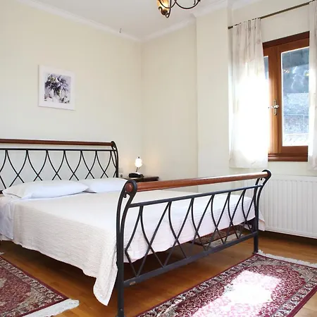 Villa Kapros Luxury Sea Side *
