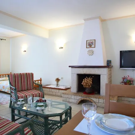 Villa Kapros Luxury Sea Side